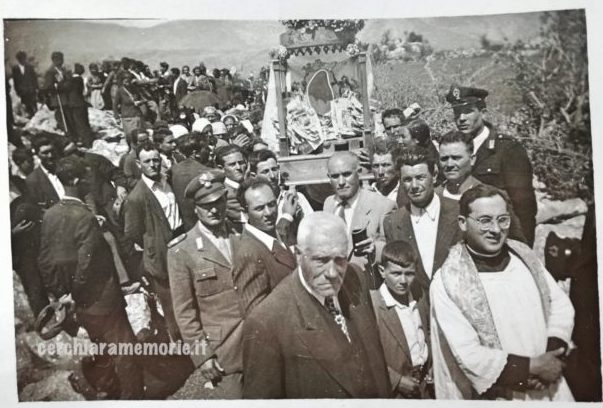 Madonna in processione fine anni 40